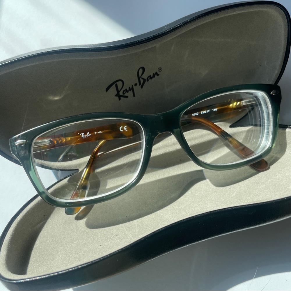 Ray-Ban RB5228 Eyeglasses